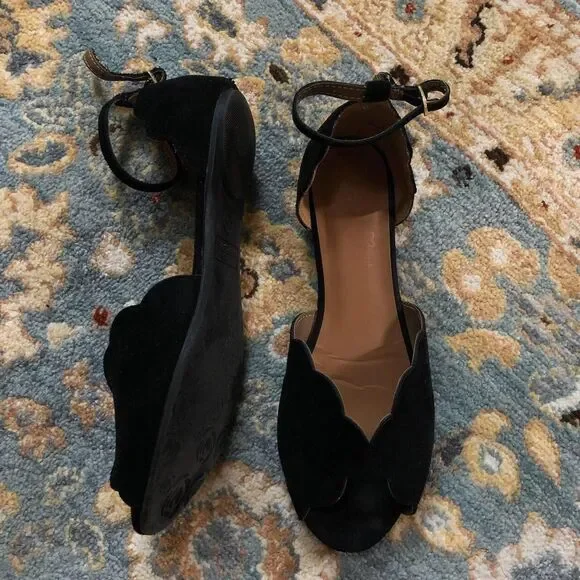 Madeline Women's Black Sandals - Picture 2 of 4